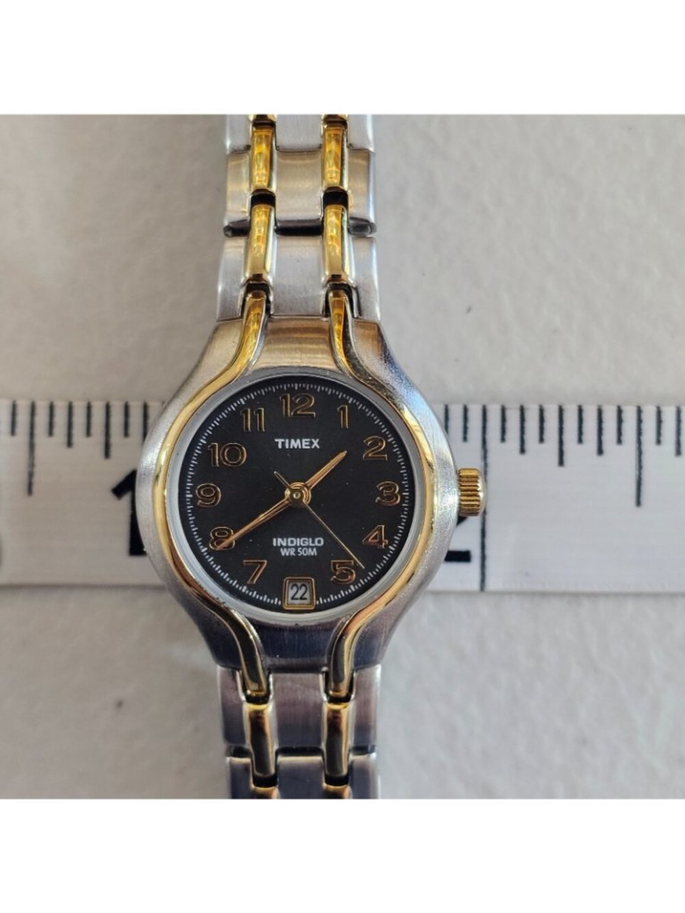 Timex Indiglo WR 50M Quartz Watch Two Tone w/ Date Working Needs Service - Picture 8 of 9